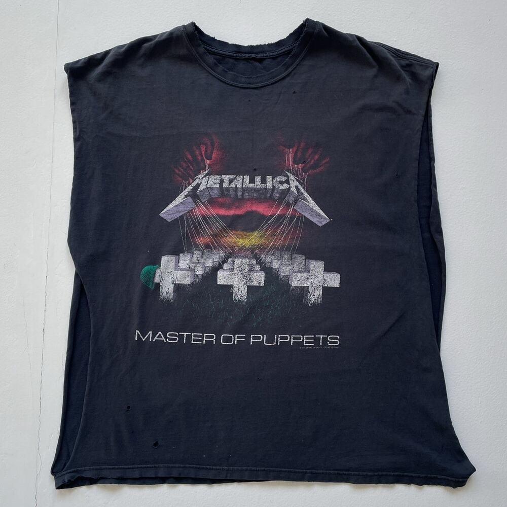 Vtg 90s METALLICA Master Of Puppets Thrashed Distressed Cut Off T-Shirt /  L/XL